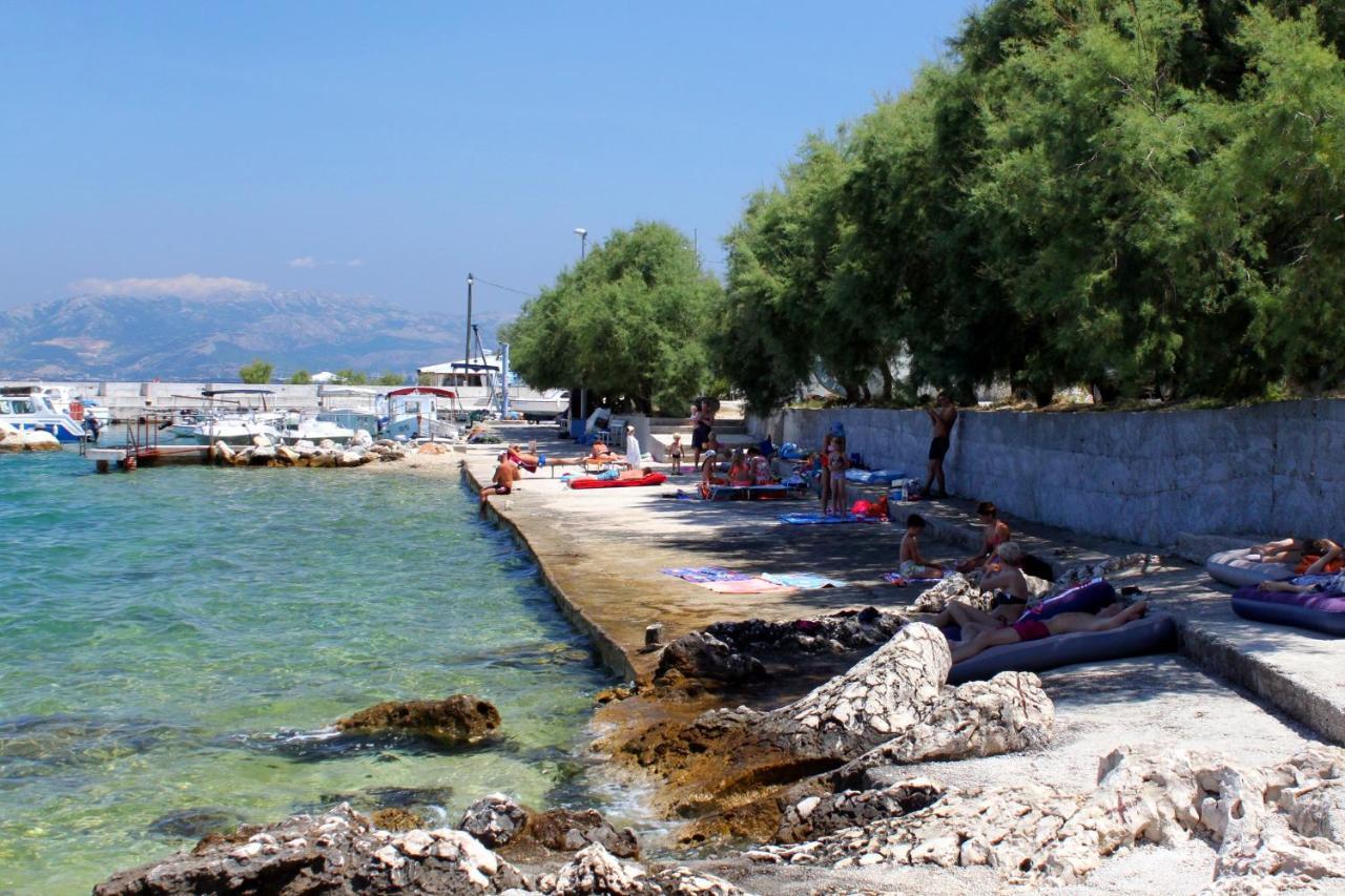 Apartments By The Sea Arbanija, Ciovo - 4320 Trogir Extérieur photo