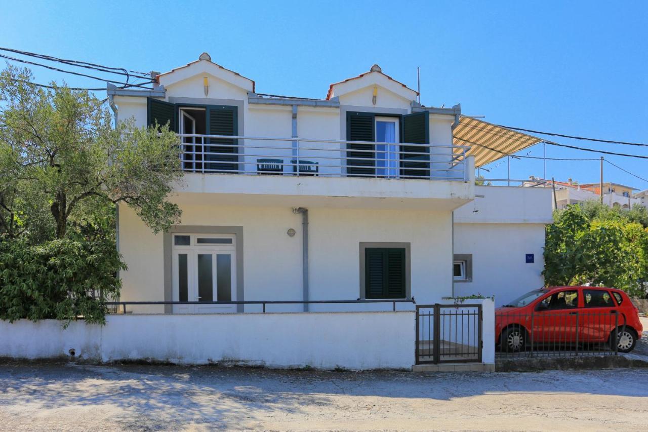 Apartments By The Sea Arbanija, Ciovo - 4320 Trogir Extérieur photo