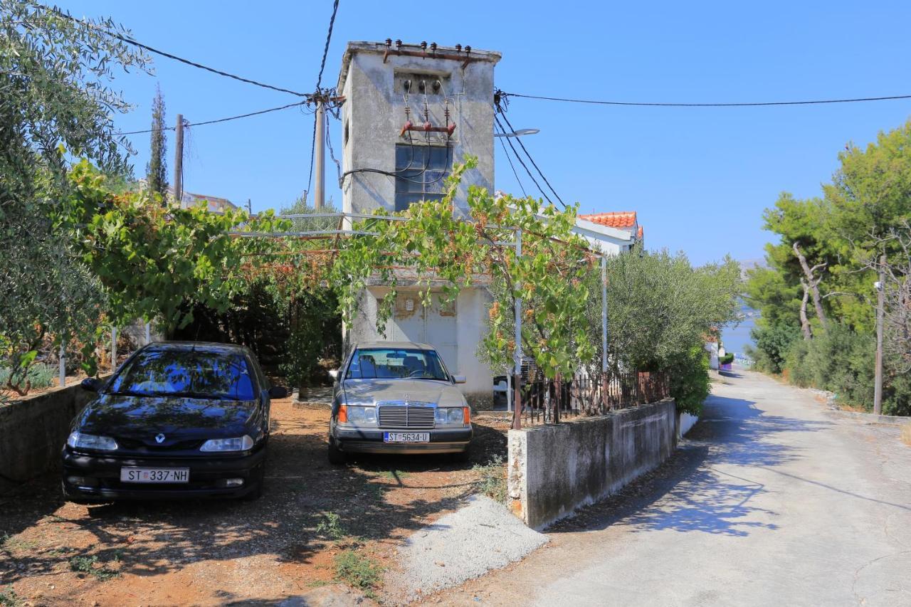 Apartments By The Sea Arbanija, Ciovo - 4320 Trogir Extérieur photo