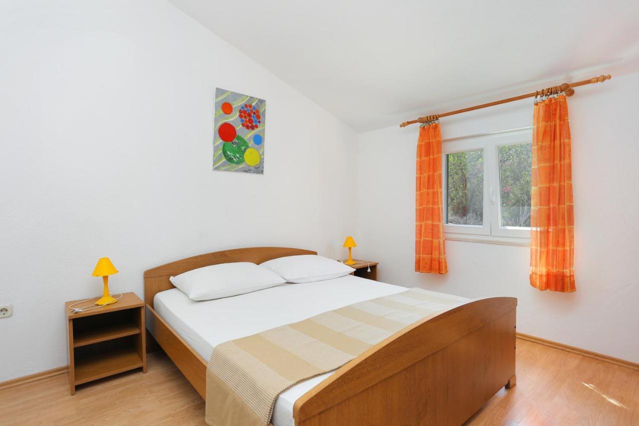 Apartments By The Sea Arbanija, Ciovo - 4320 Trogir Extérieur photo